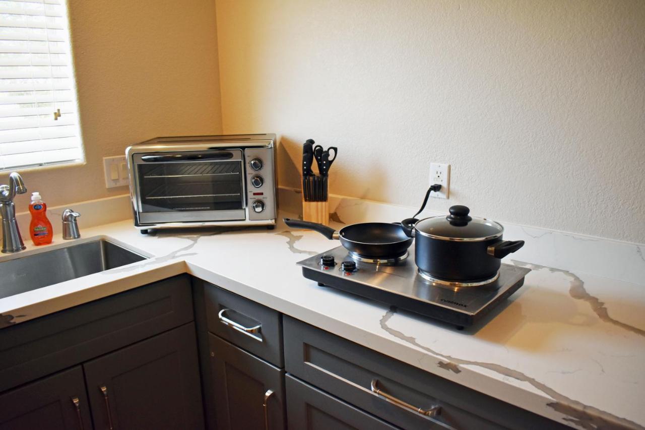 Falcon Cottage Pahrump Bagian luar foto