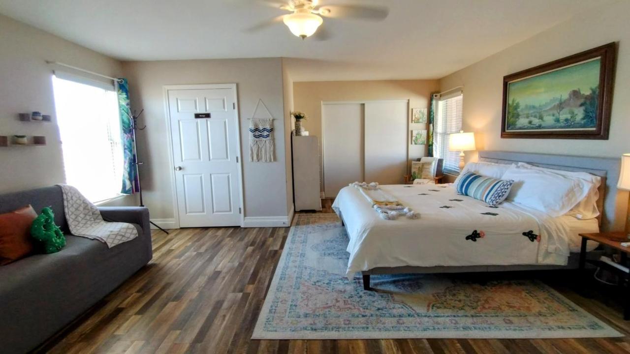 Falcon Cottage Pahrump Bagian luar foto