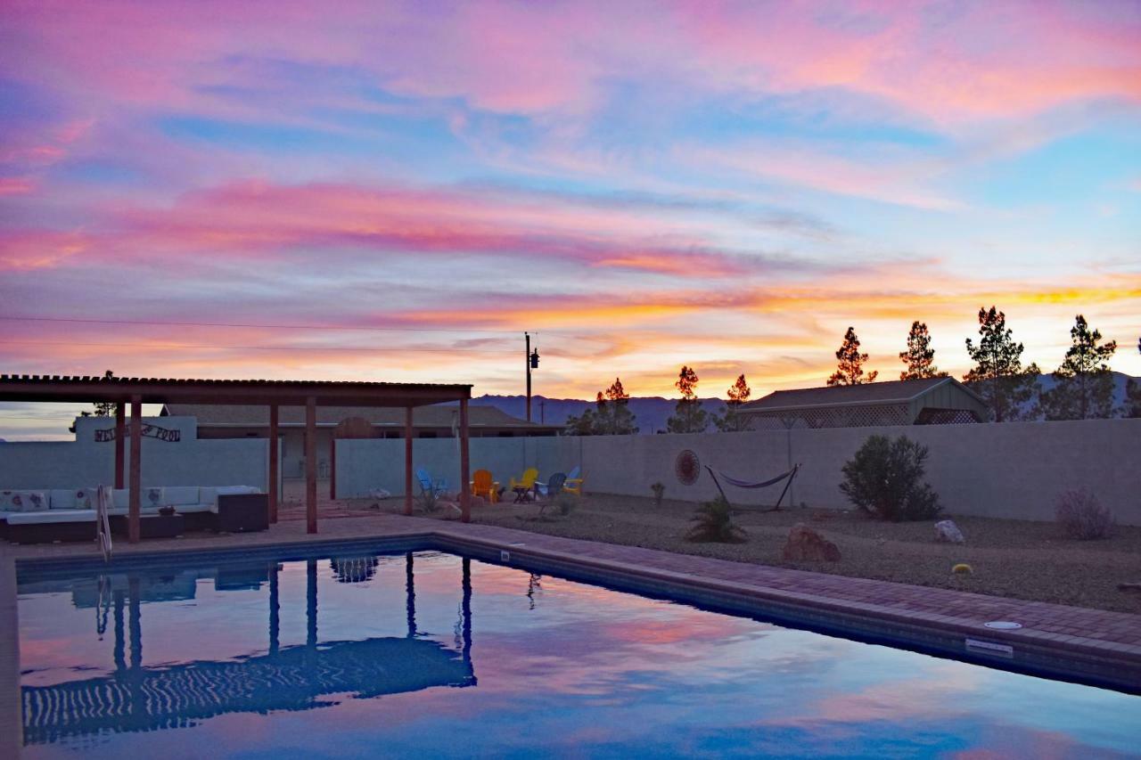 Falcon Cottage Pahrump Bagian luar foto