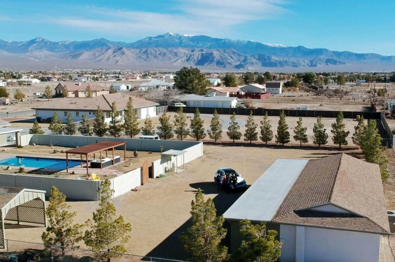 Falcon Cottage Pahrump Bagian luar foto